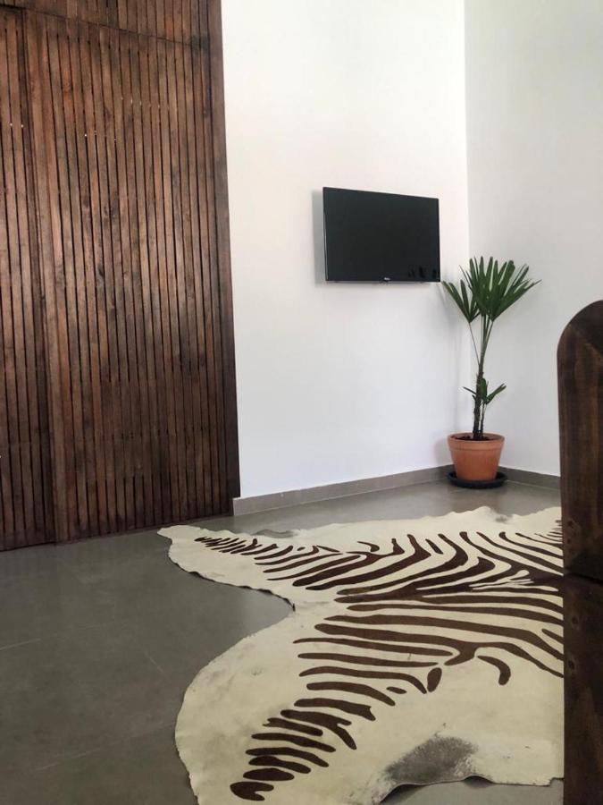 The Guest House Hostel Balneario Gaivota Екстериор снимка